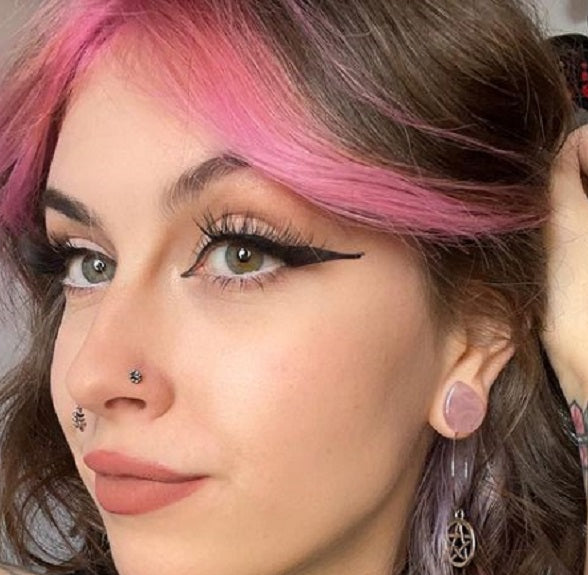 CZ Flower Titanium Nose Stud