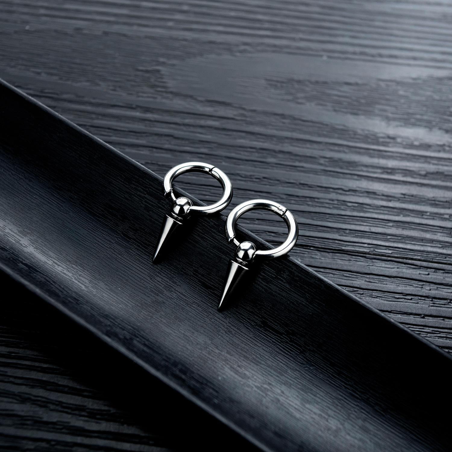 2PCS Punk Spike Dangle Clicker Earrings