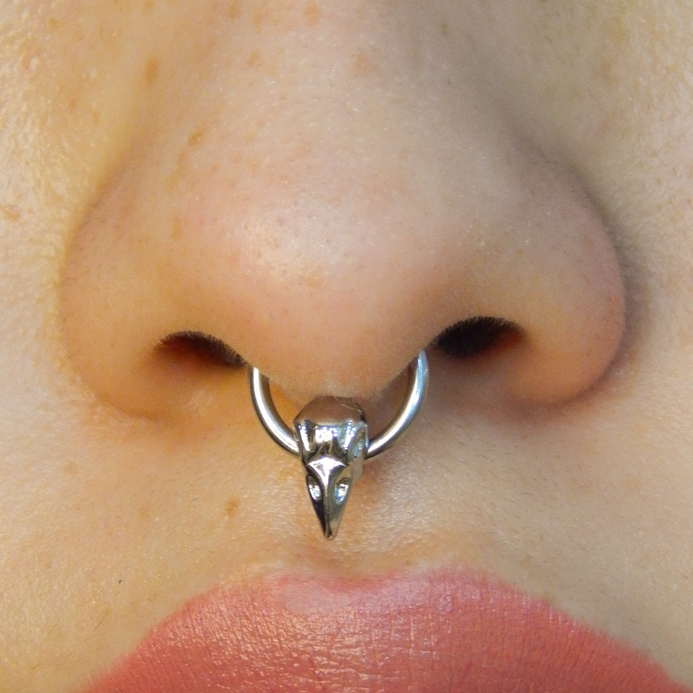Bird Head Skull Segment Septum Ring