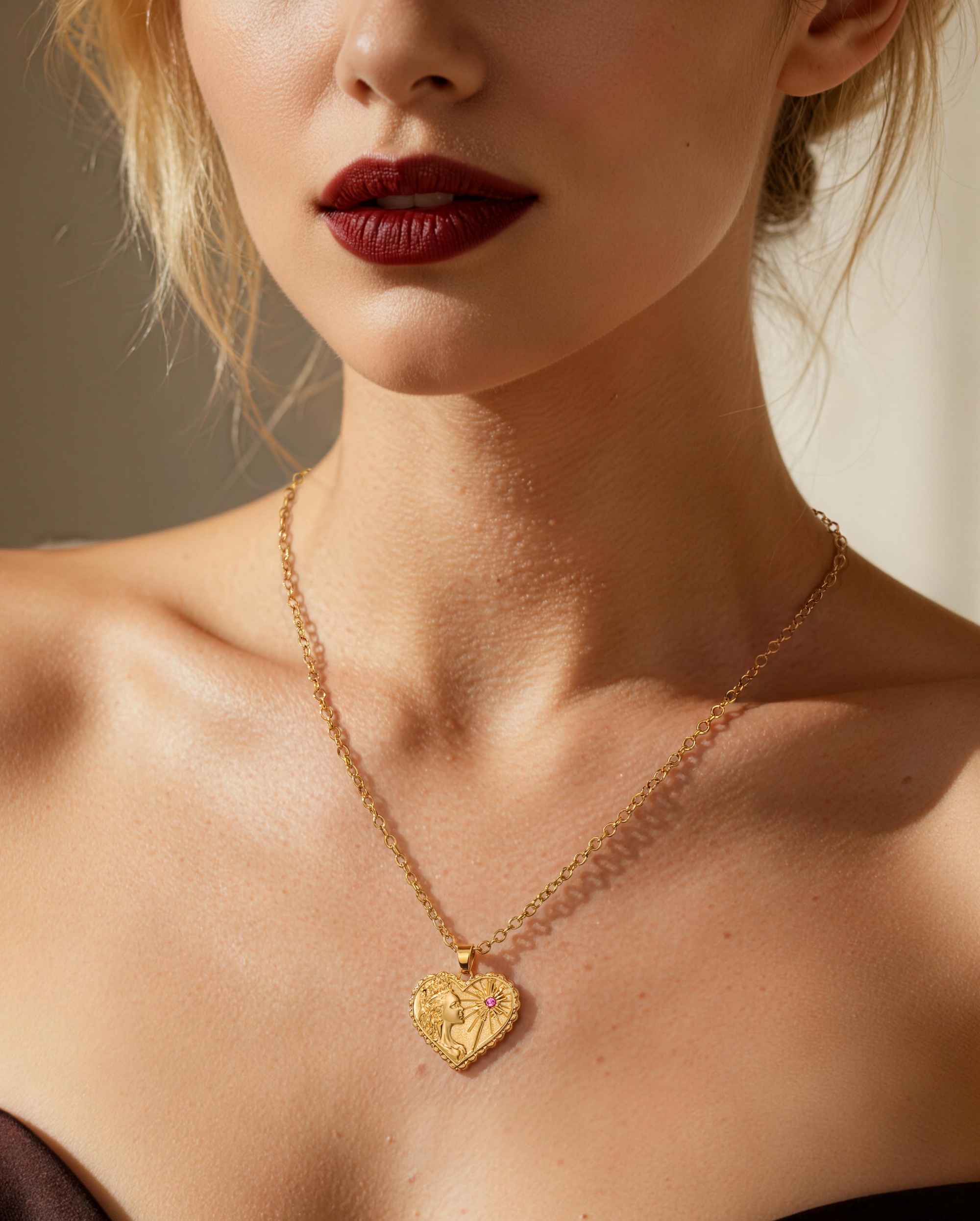 WICKED X OUFER Glinda Portrait Heart Necklace