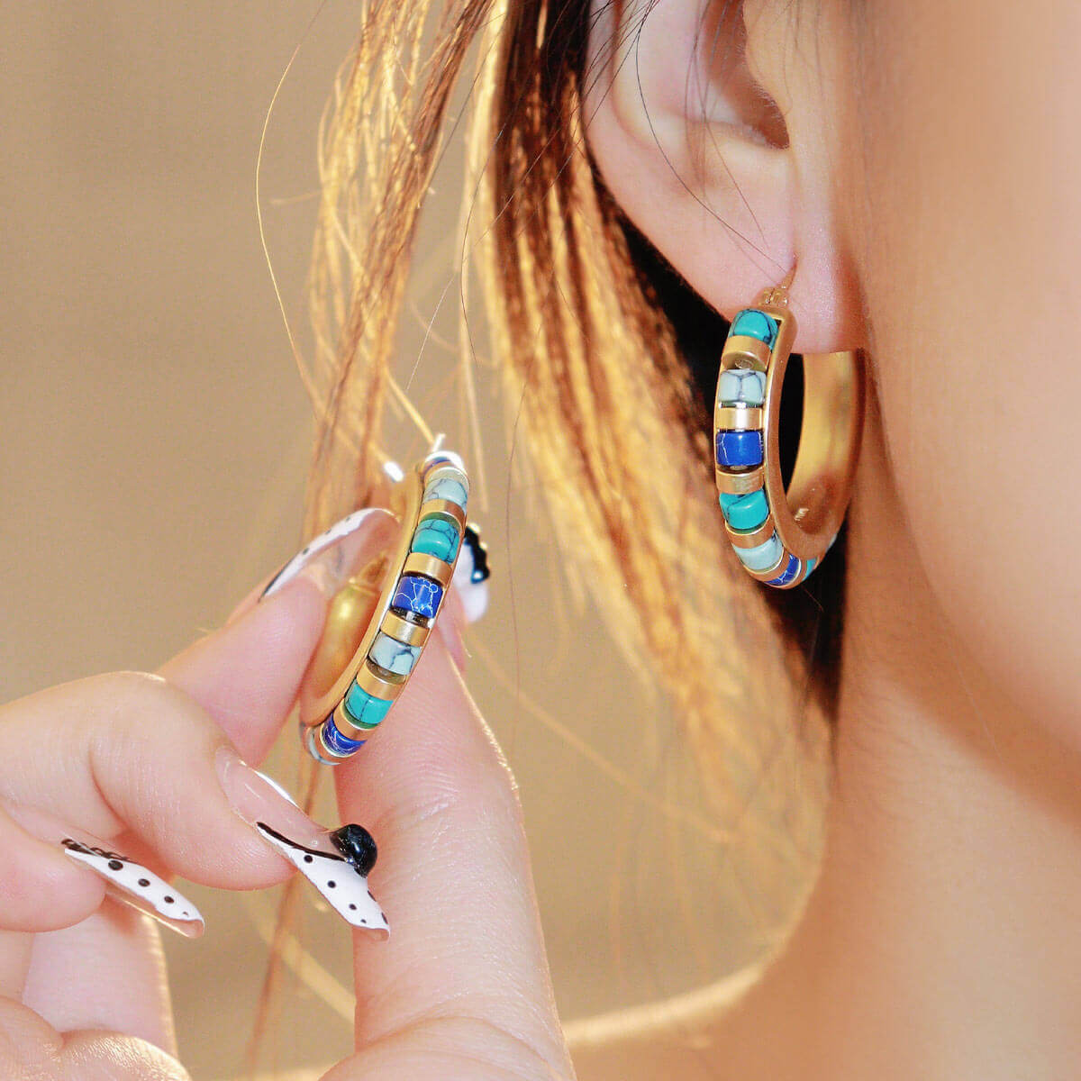 Turquoise earring