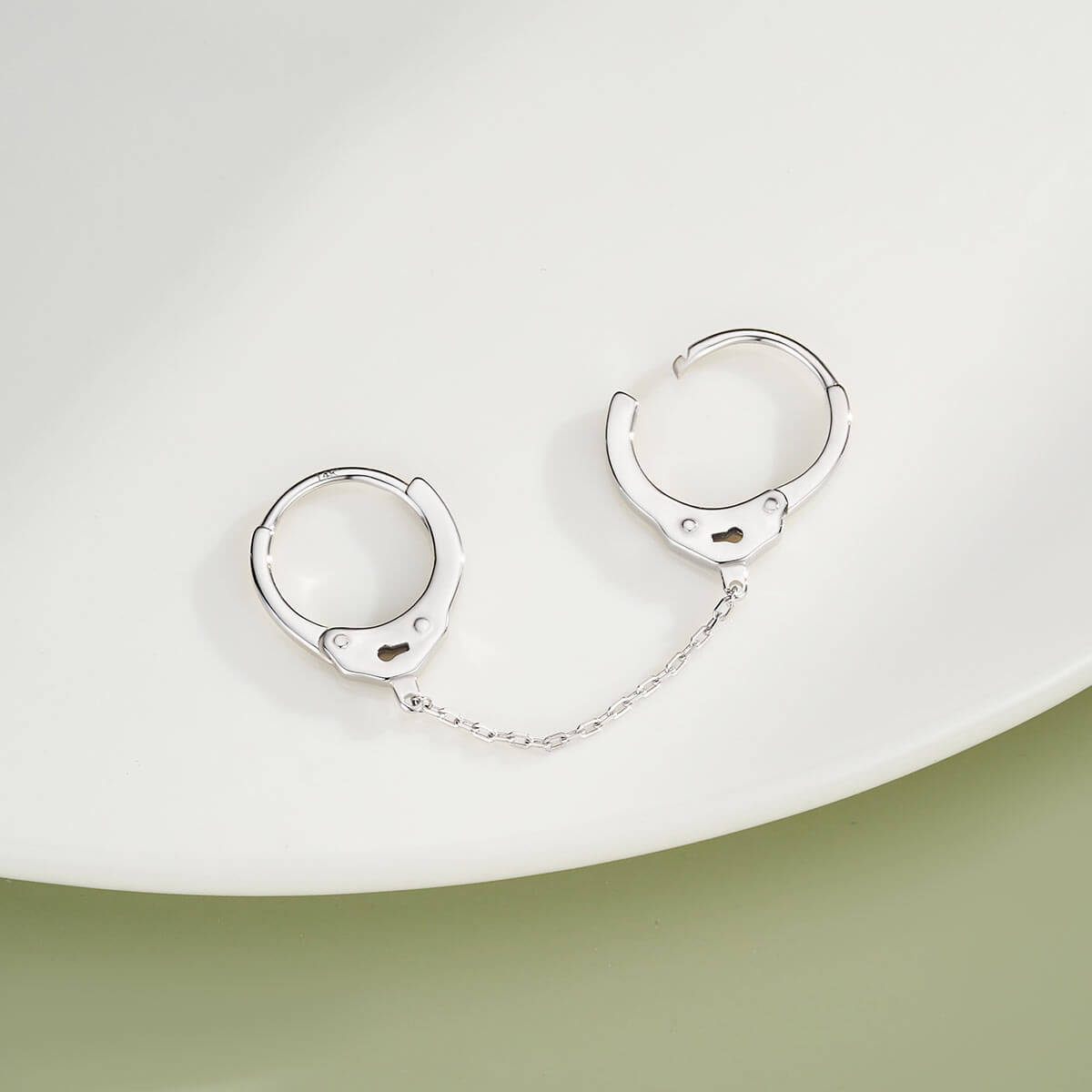 14K White Gold Handcuffs Cartilage Earring