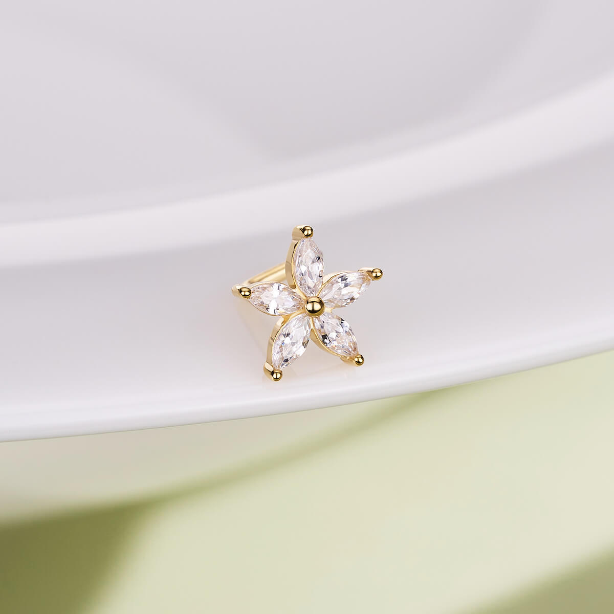 oufer marquise flower nose stud