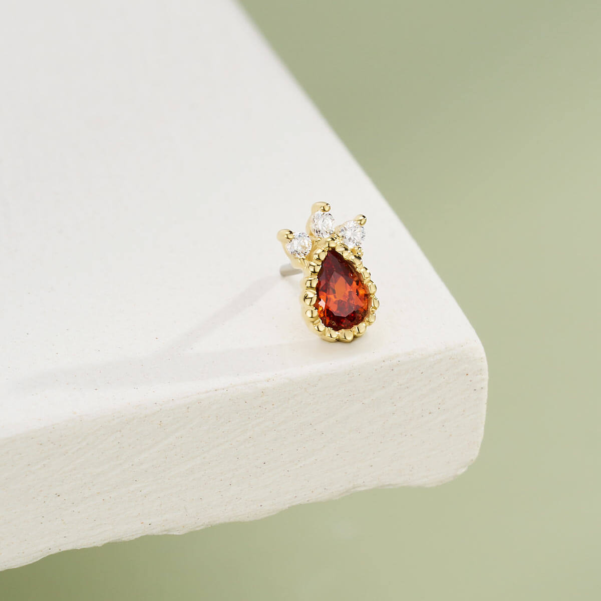 red cz stud