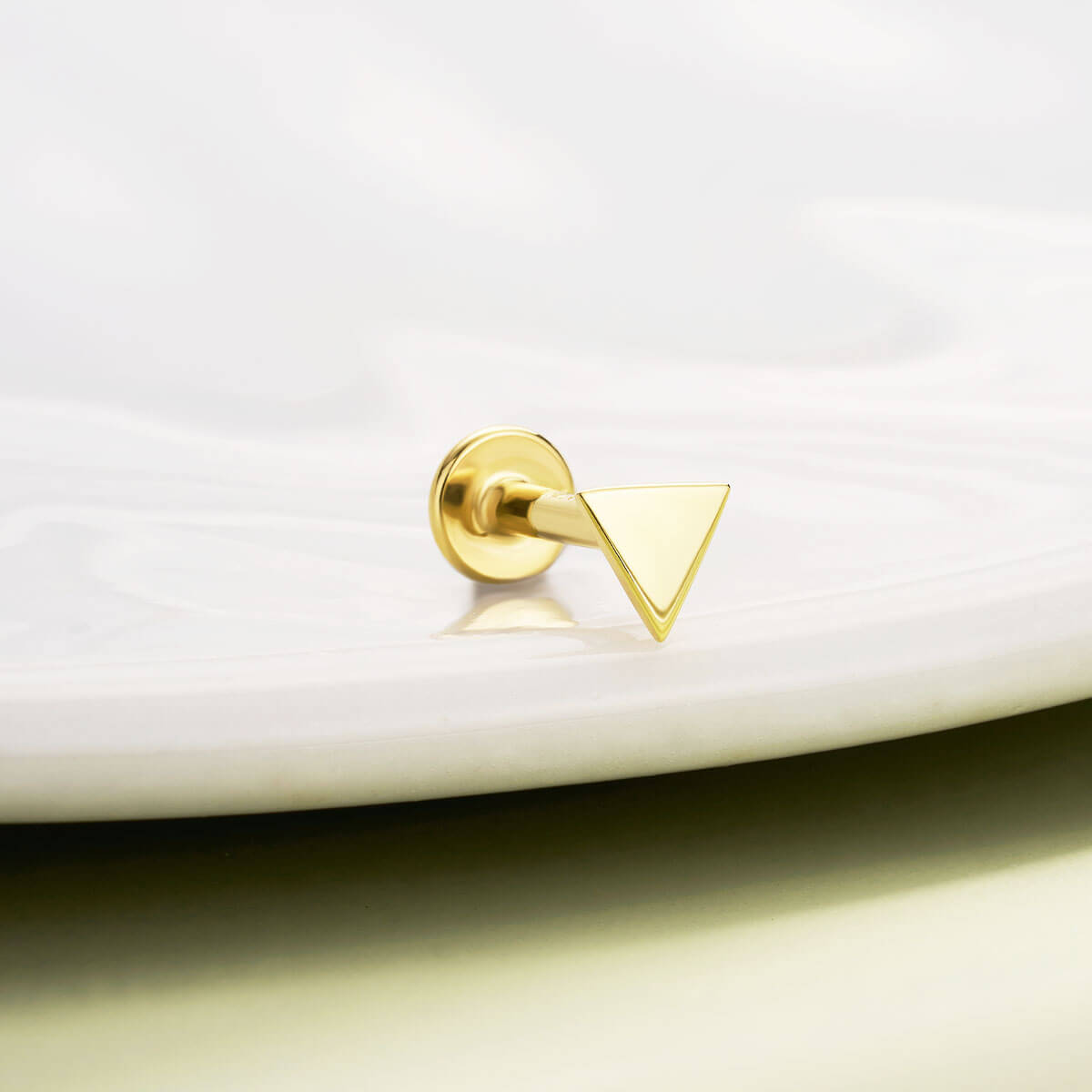 triangle nose labret stud