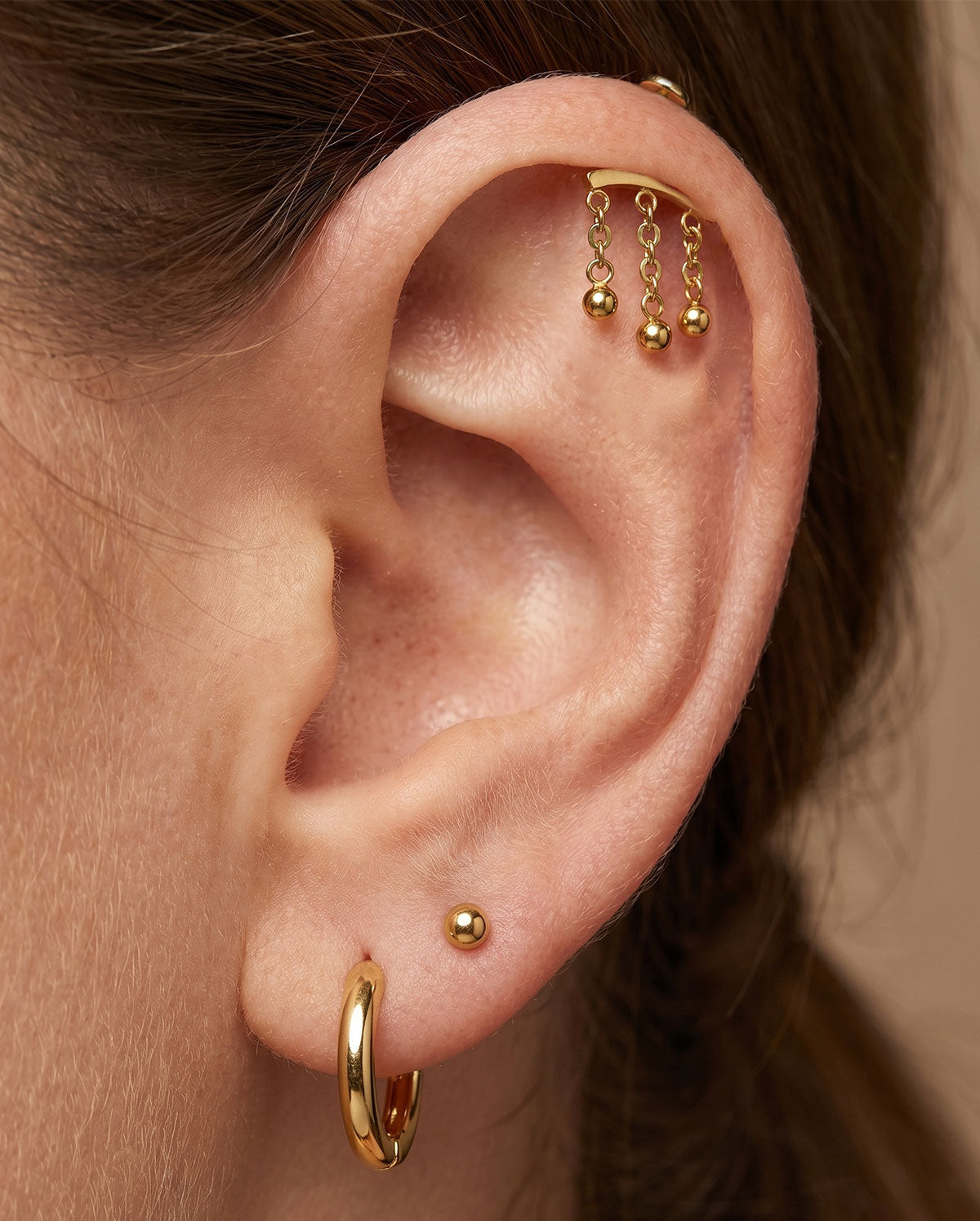 Triple Chain Ball Threadless Vertical Helix piercing