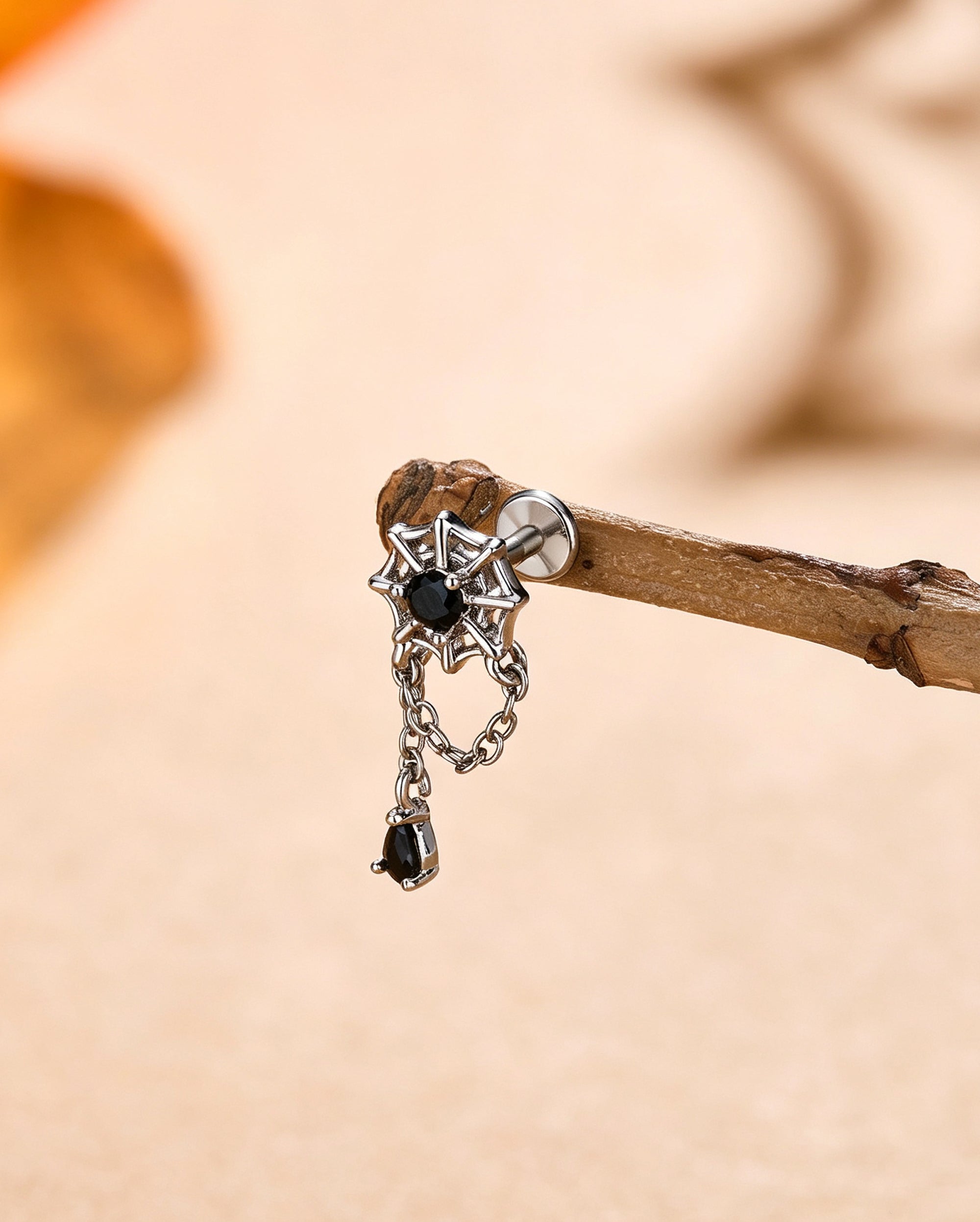 16g spider web cartilage stud