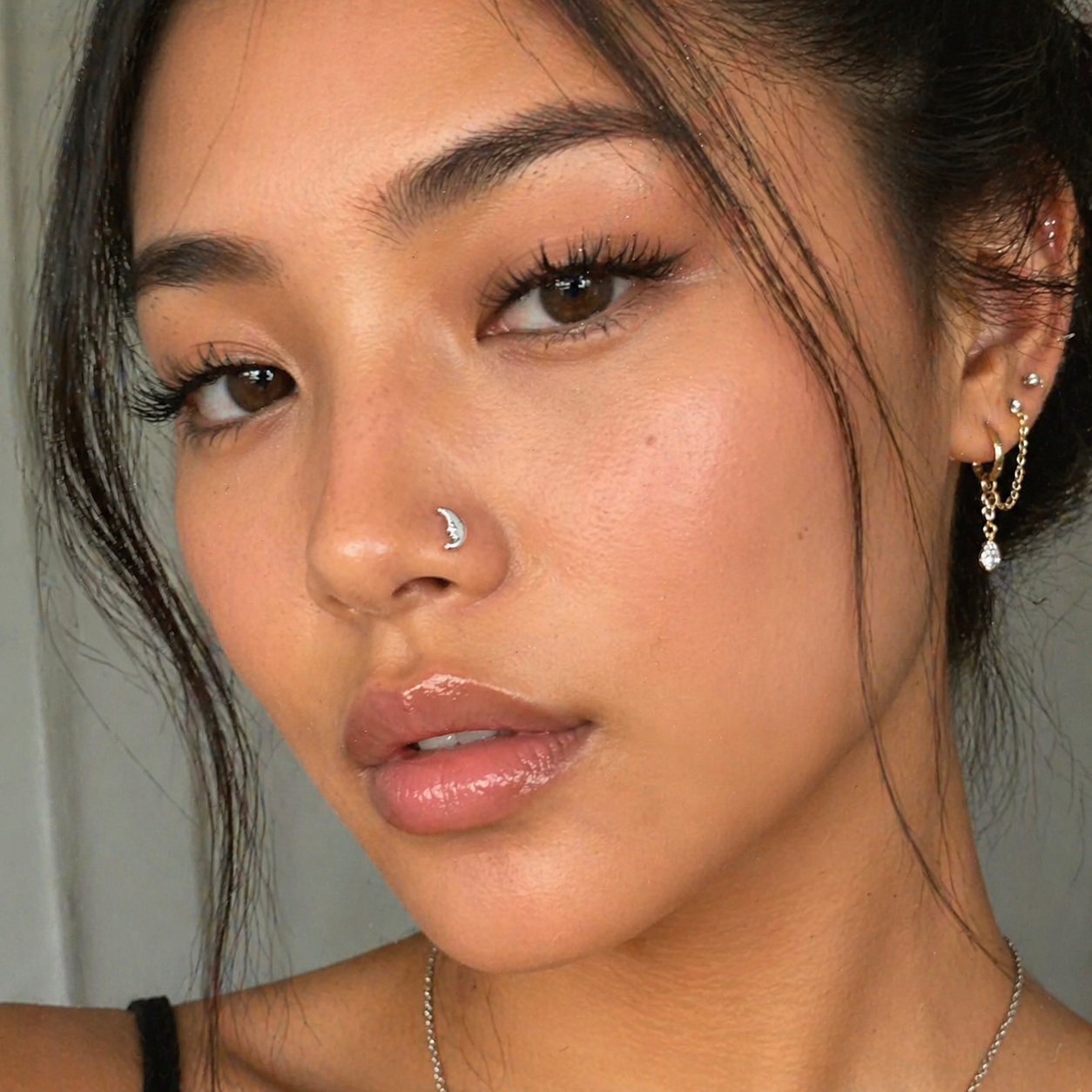 Moon L Shaped Nose Stud