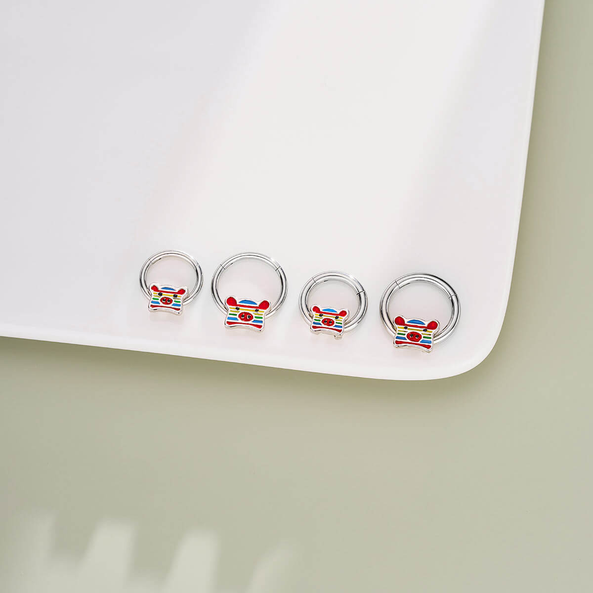 Oufer X Roly Rainbow Pig Segment Septum Ring
