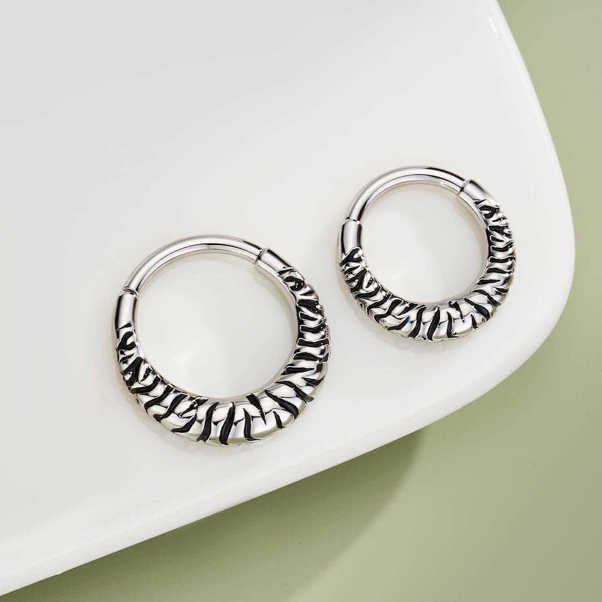 oufer zebra stripe septum ring