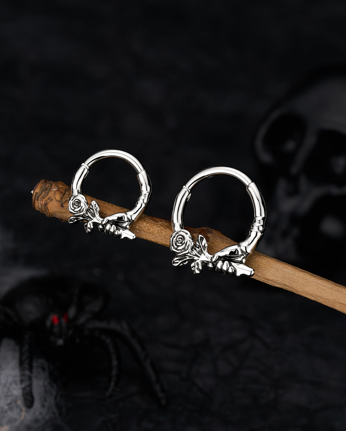 Skull Hand Rose Segment Septum Ring