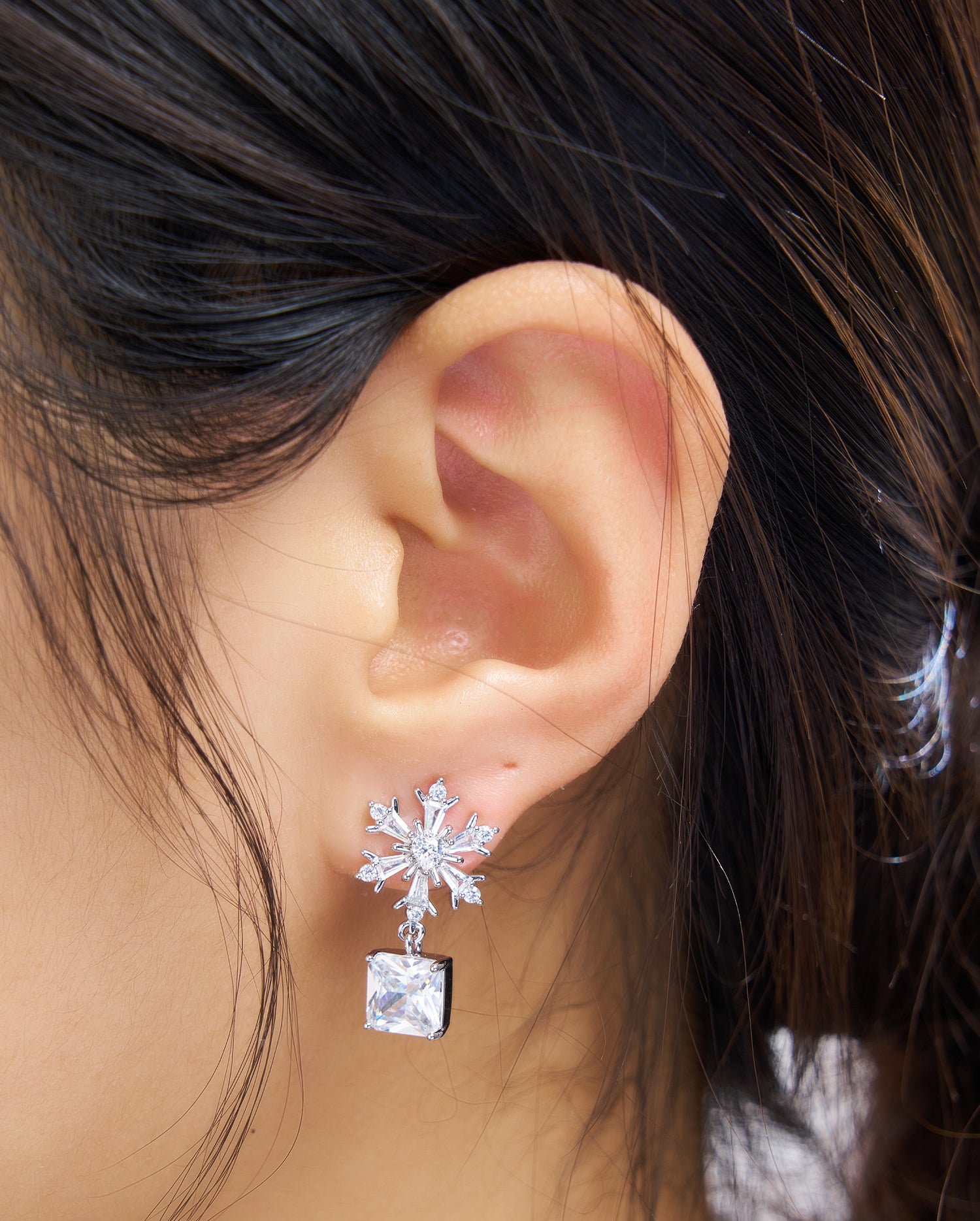 2PCS Snowflake CZ Drop Earring