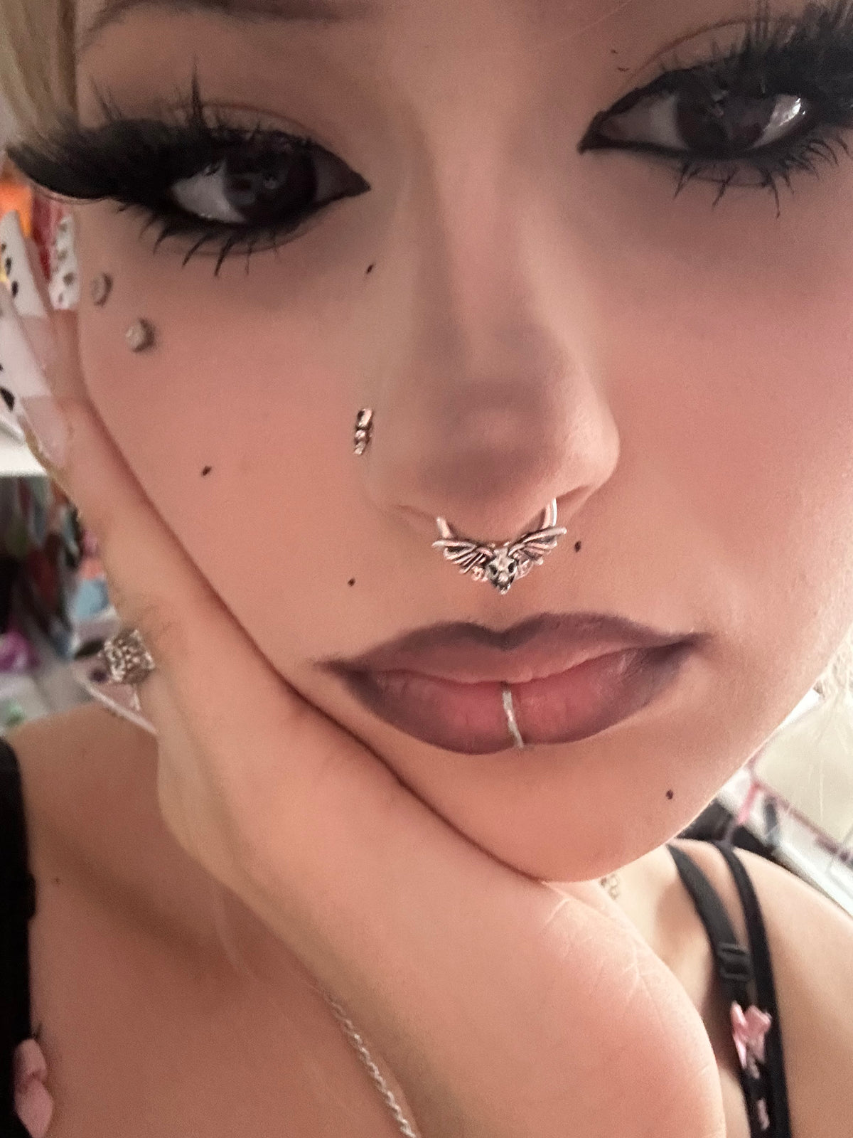 OUFER Skull Moth Segment Septum Ring