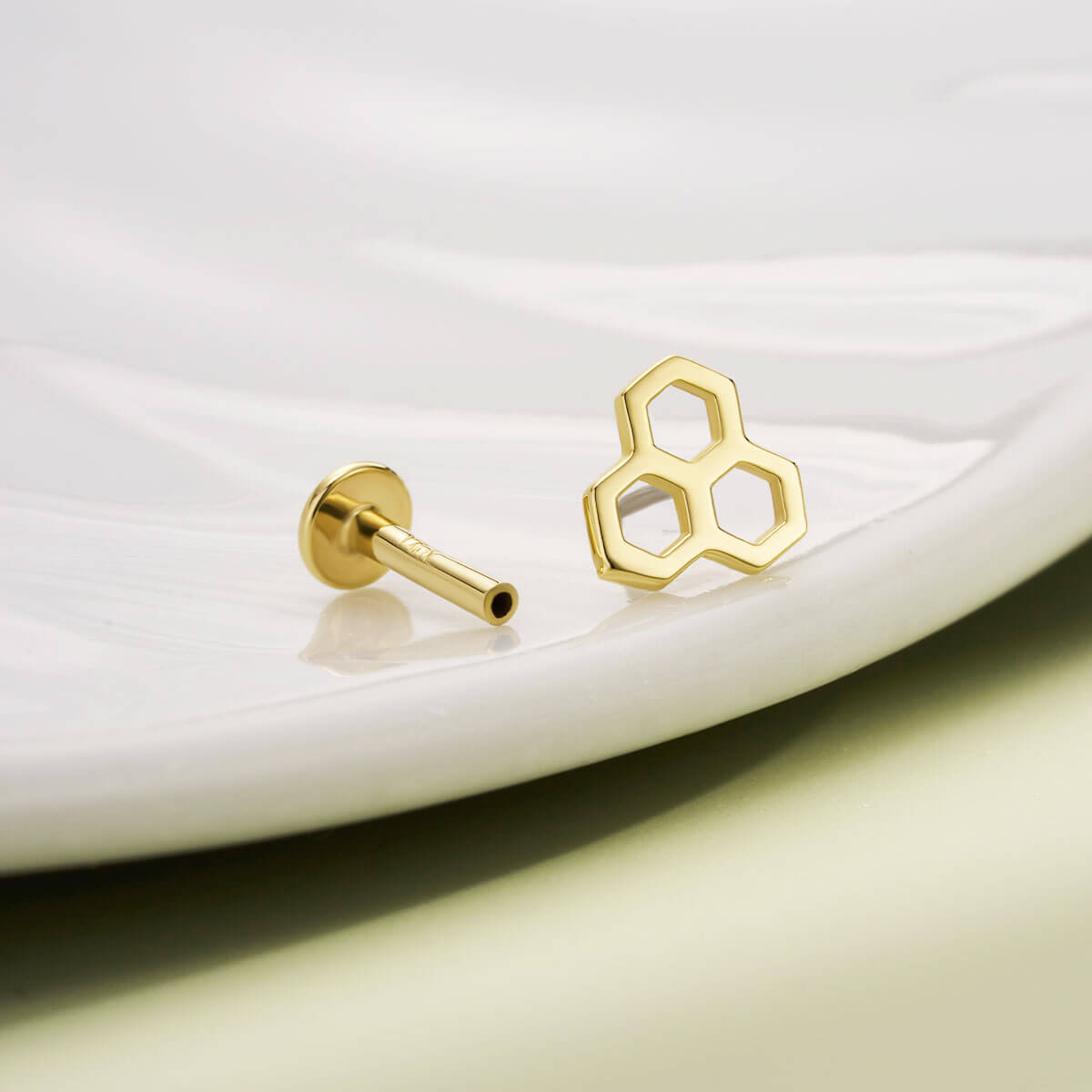 14K Gold Honeycomb Threadless Nose Stud