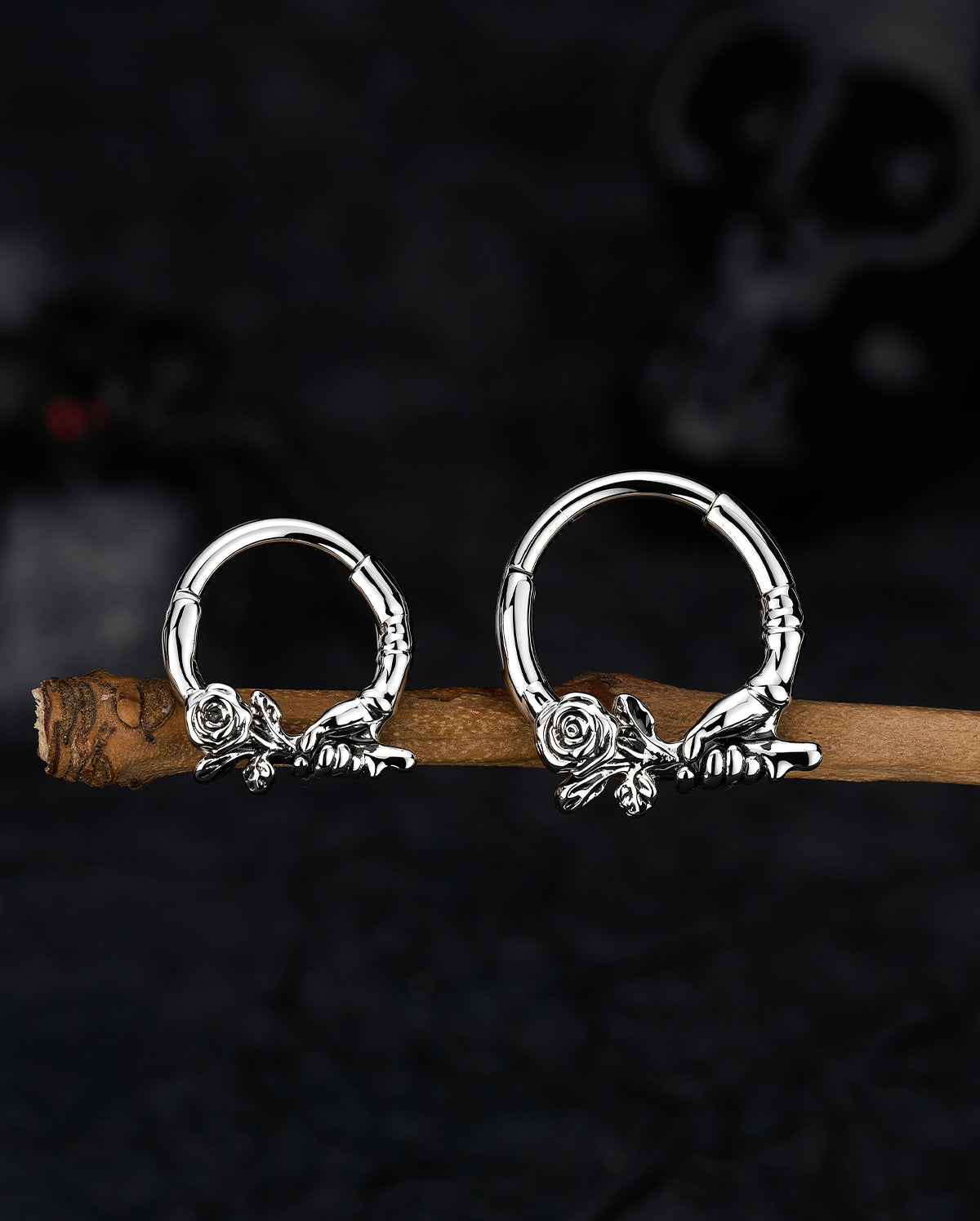 Skull Hand Rose Segment Septum Ring