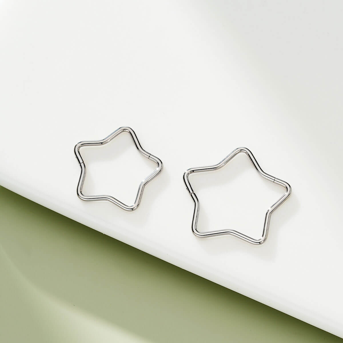 oufer star nose ring