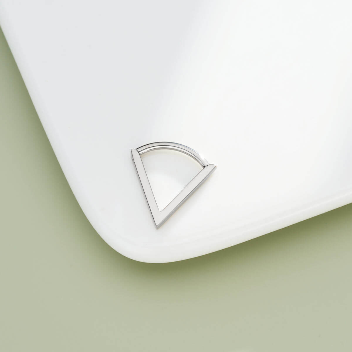 oufer triangle septum ring